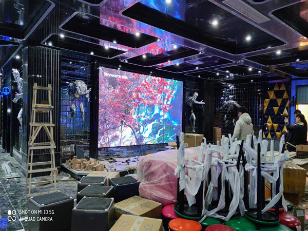 津南室内P2.5全彩显示屏